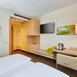 H+ Hotel 4*
