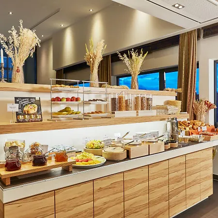 Ξενοδοχείο Hotel Salzburg-Hauptbahnhof 4*