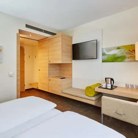 Hotel Salzburg-Hauptbahnhof 4*
