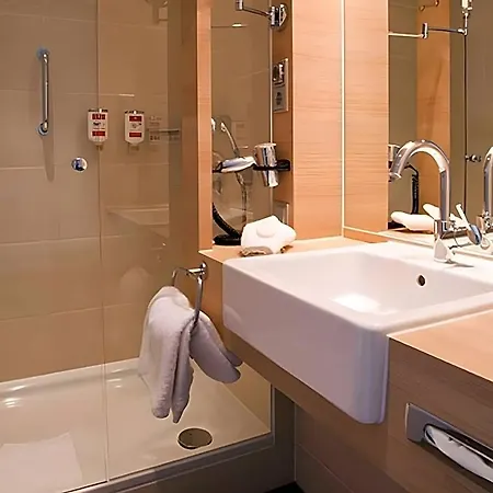 Hotel Salzburg-hauptbahnhof 4*