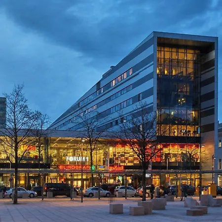 Salzburg-hauptbahnhof فندق 4*