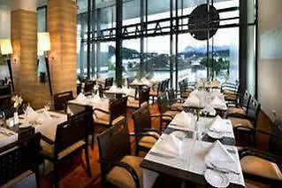 Salzburg-hauptbahnhof Otel 4*